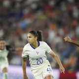 Delphine Cascarino a inscrit un doublé décisif face aux Pays-Bas KEYSTONE/AP/Alessandra Tarantino